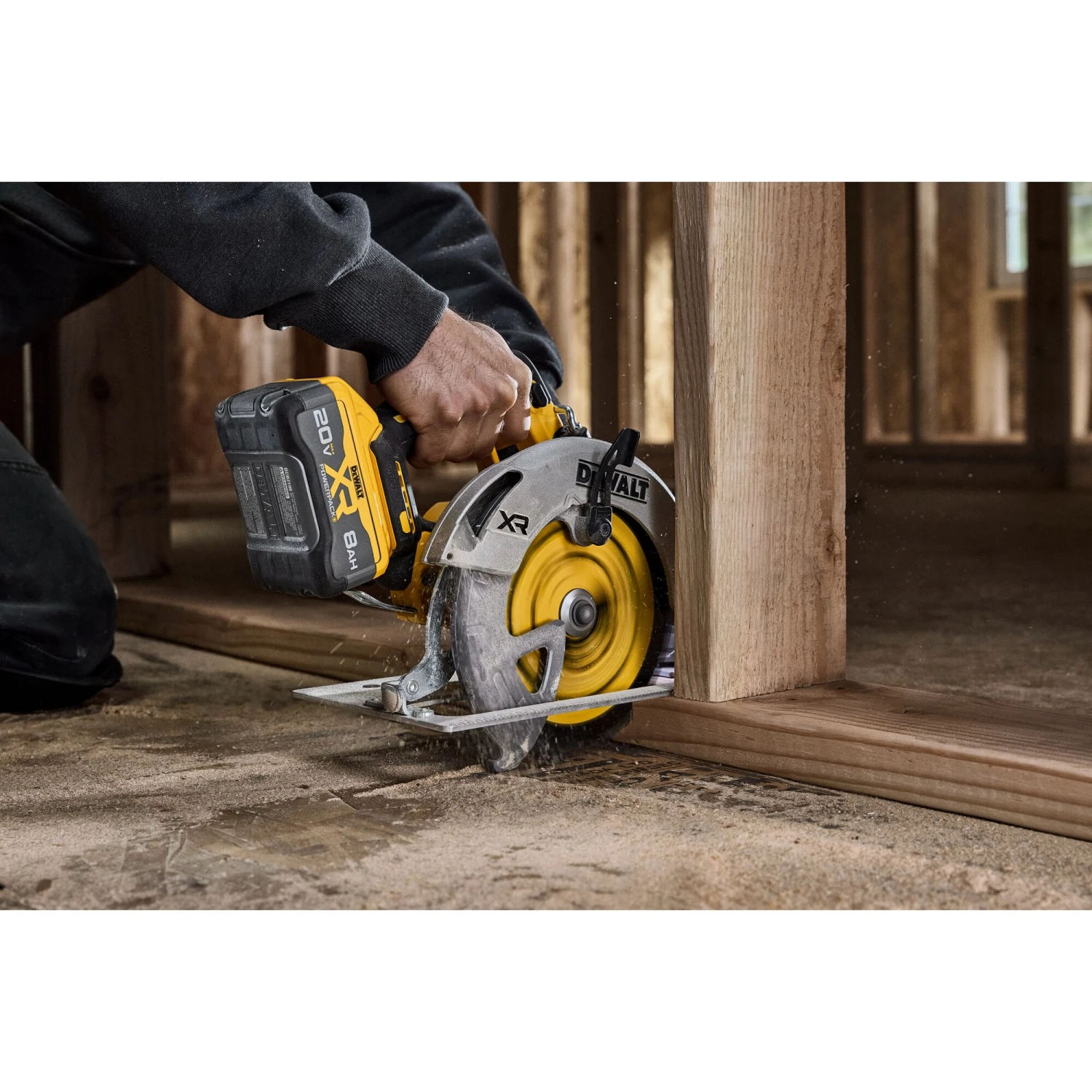 DEWALT XR 20-volt Max 7-1/4-in Brushless Cordless Circular Saw (Battery Not Included And Charger Not Included) 15 DEWALT XR 20-volt Max 7-1/4-in Brushless Cordless Circular Saw (Battery Not Included And Charger Not Included) - Image 15