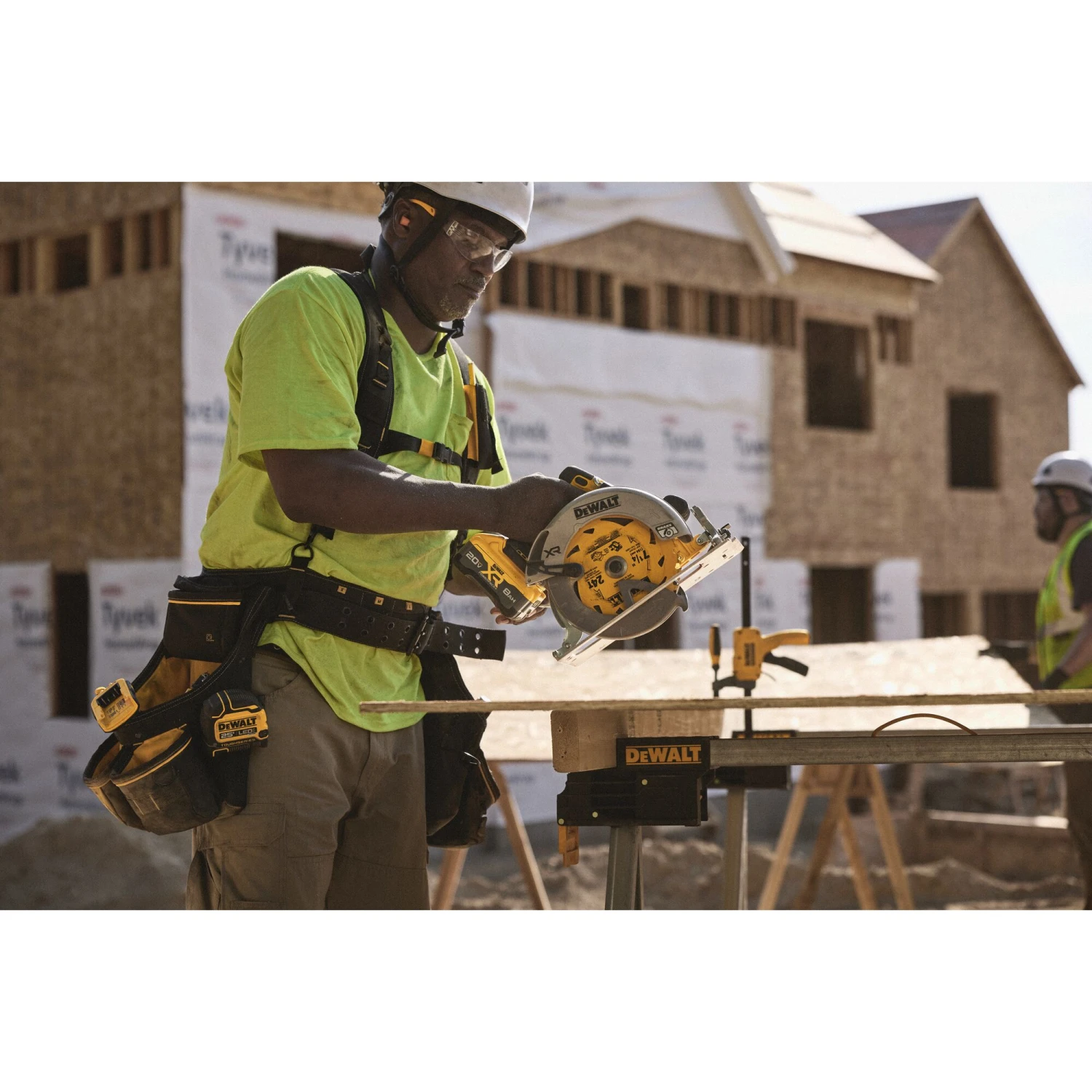 DEWALT XR 20-volt Max 7-1/4-in Brushless Cordless Circular Saw (Battery Not Included And Charger Not Included) 18 DEWALT XR 20-volt Max 7-1/4-in Brushless Cordless Circular Saw (Battery Not Included And Charger Not Included) - Image 18